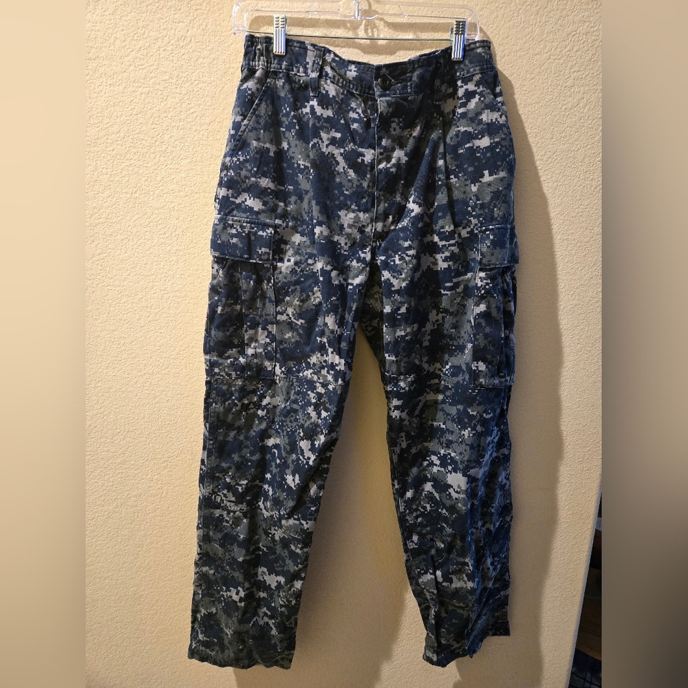 US Navy Pants Mens 33 ShortBlue Digital Camo Cargo Pants